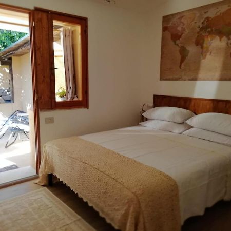 Benjamin Room Ольбія Екстер'єр фото